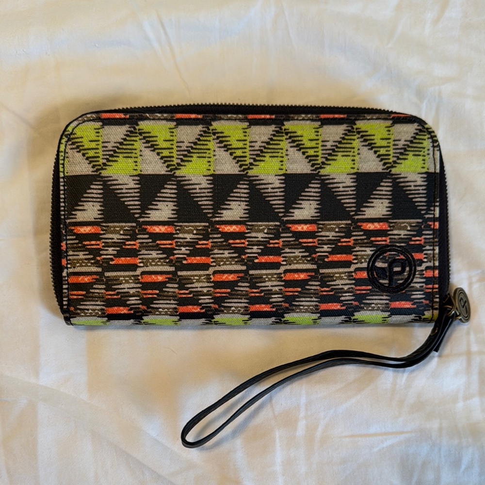 Pistil Zip around wallet